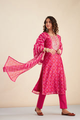 Glooming Pink Bandhani Printed Chanderi Suit Set (with Pants and Dupatta)