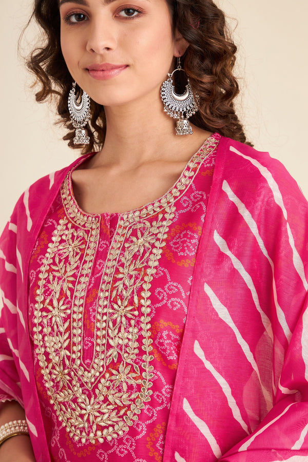 Glooming Pink Bandhani Printed Chanderi Suit Set (with Pants and Dupatta)