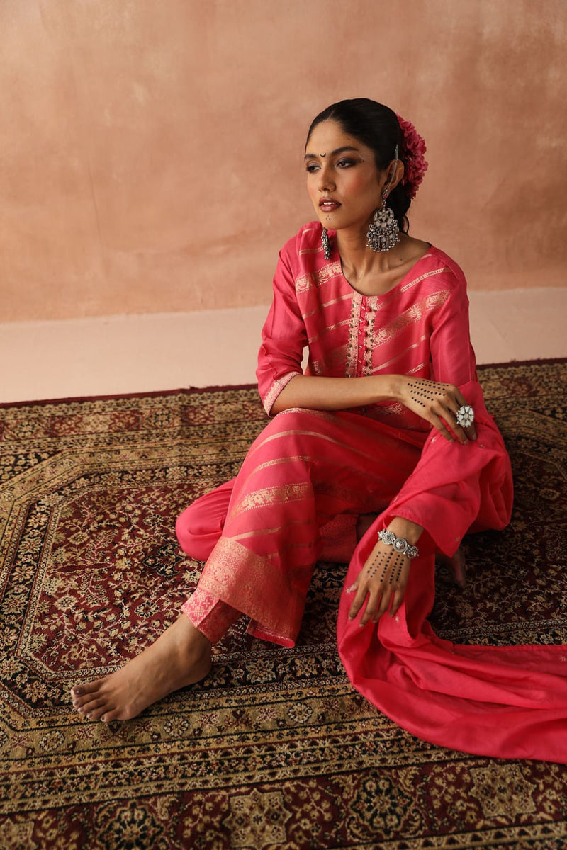 Pink Silk Jacquard Suit Set (With Pants & Dupatta)