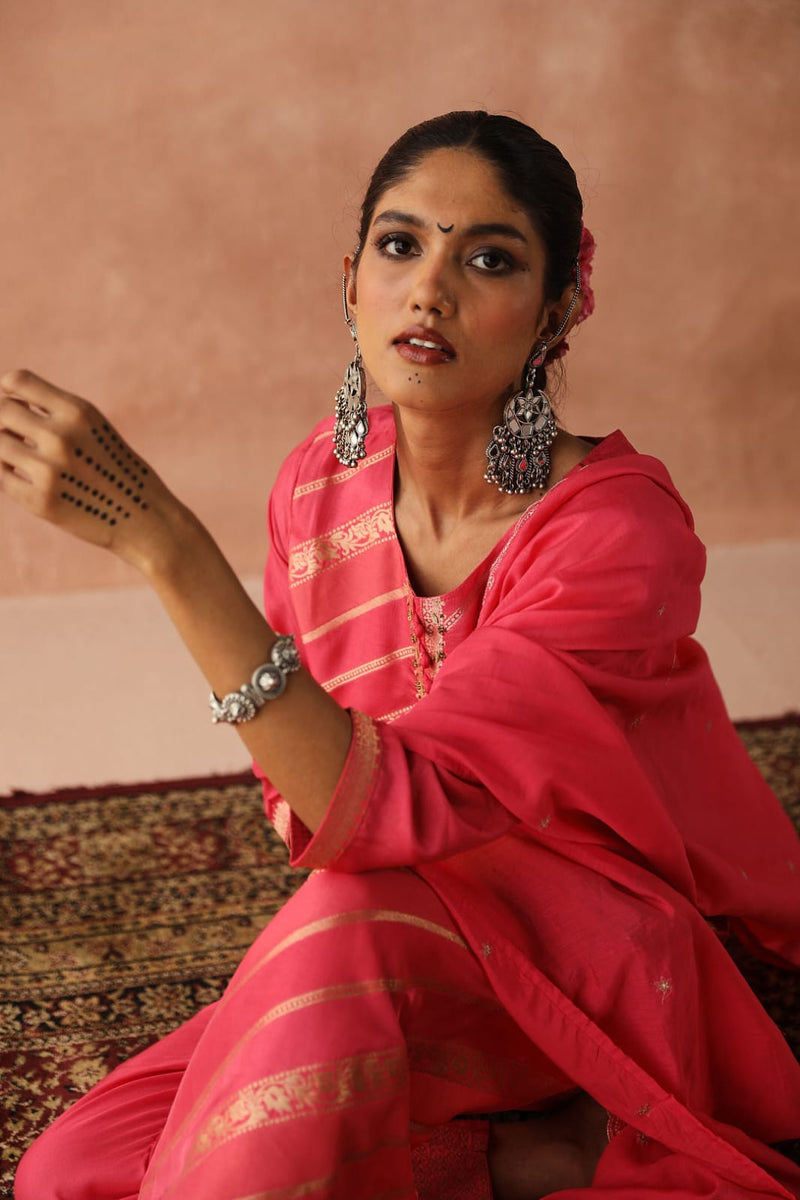 Pink Silk Jacquard Suit Set (With Pants & Dupatta)