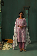 Lavender Straight Fit Cotton Suit Set (With Pants and Dupatta)