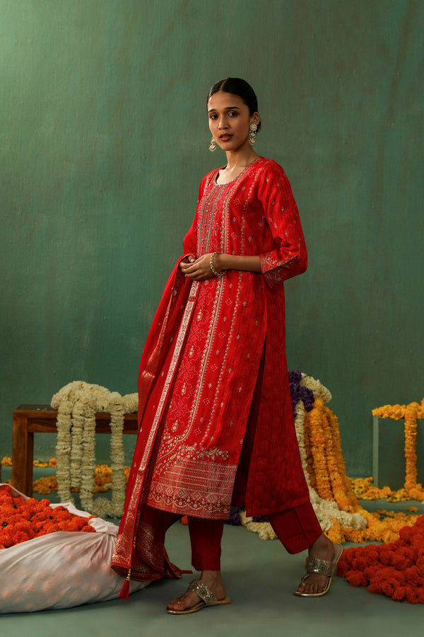 Red Dola Jacquard Straight Fit Suit Set (With Pants and Dupatta)