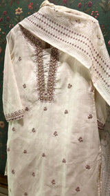 Cream Cotton Straight Fit Suit Set (with Pants and Dupatta)