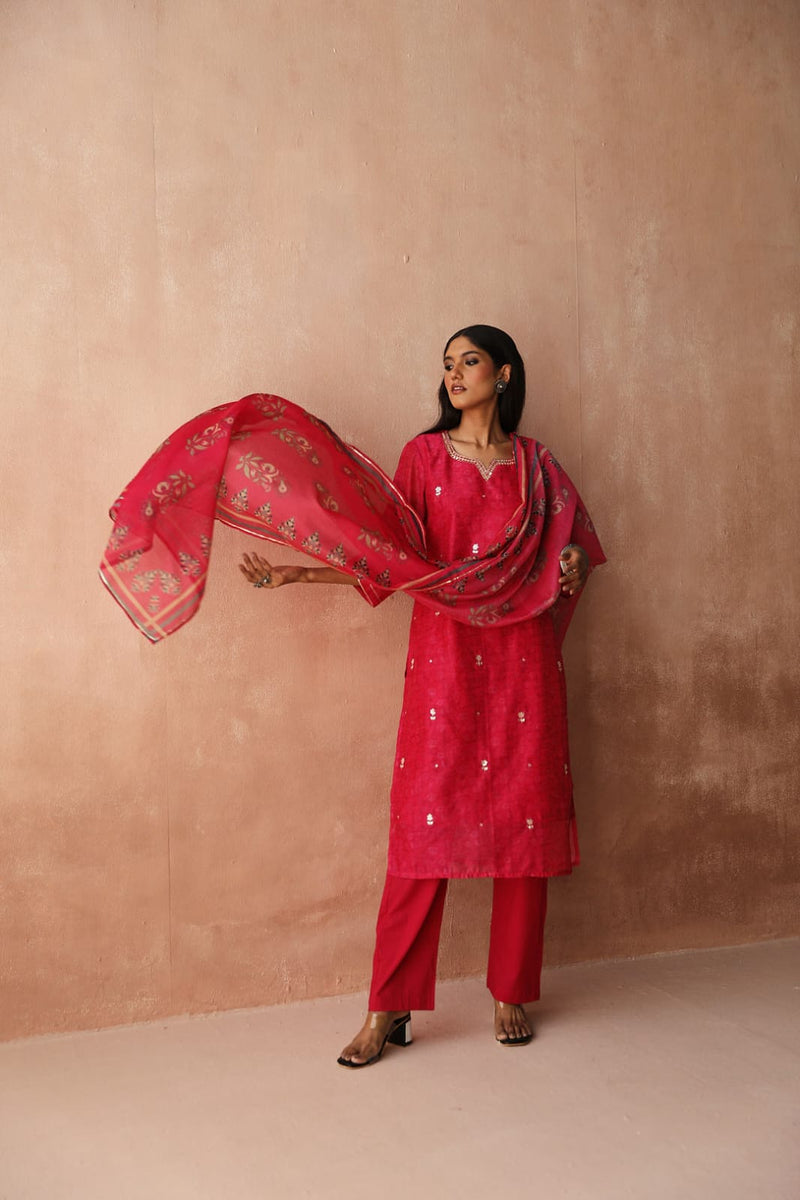 Pink   Chanderi Kurta set ( With Pant & Dupatta)