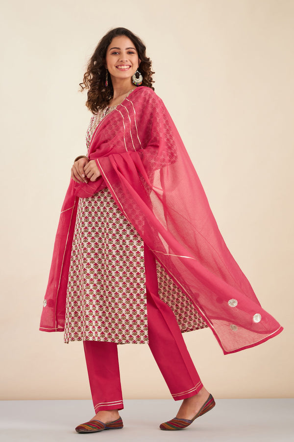 Hand Block Printed Pink Cotton kurta set (with Pants and Dupatta)