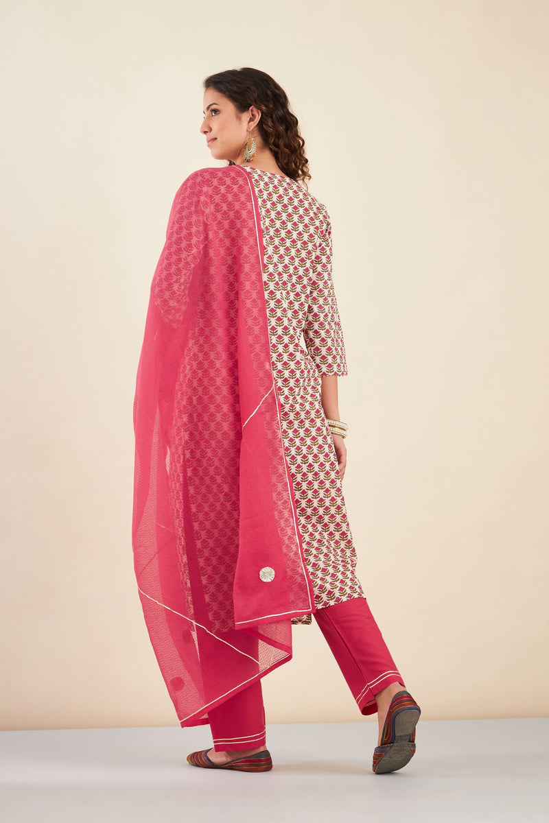 Hand Block Printed Pink Cotton kurta set (with Pants and Dupatta)