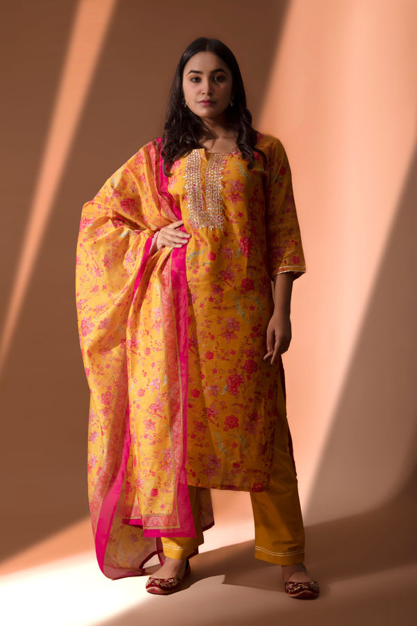 Yellow Straight fit Chanderi Kurta set (with Pant and Dupatta)