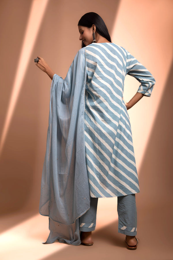 Light Blue Straight fit Chanderi Kurta set (with Pant and Dupatta)