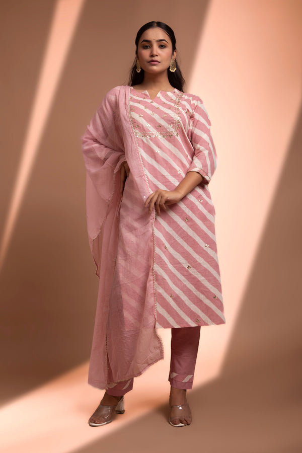 Light Pink Straight fit Chanderi Kurta set (with Pant and Dupatta)