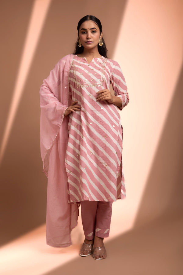 Light Pink Straight fit Chanderi Kurta set (with Pant and Dupatta)