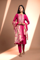 Pink Straight fit Chanderi Kurta set (with Pant and Dupatta)