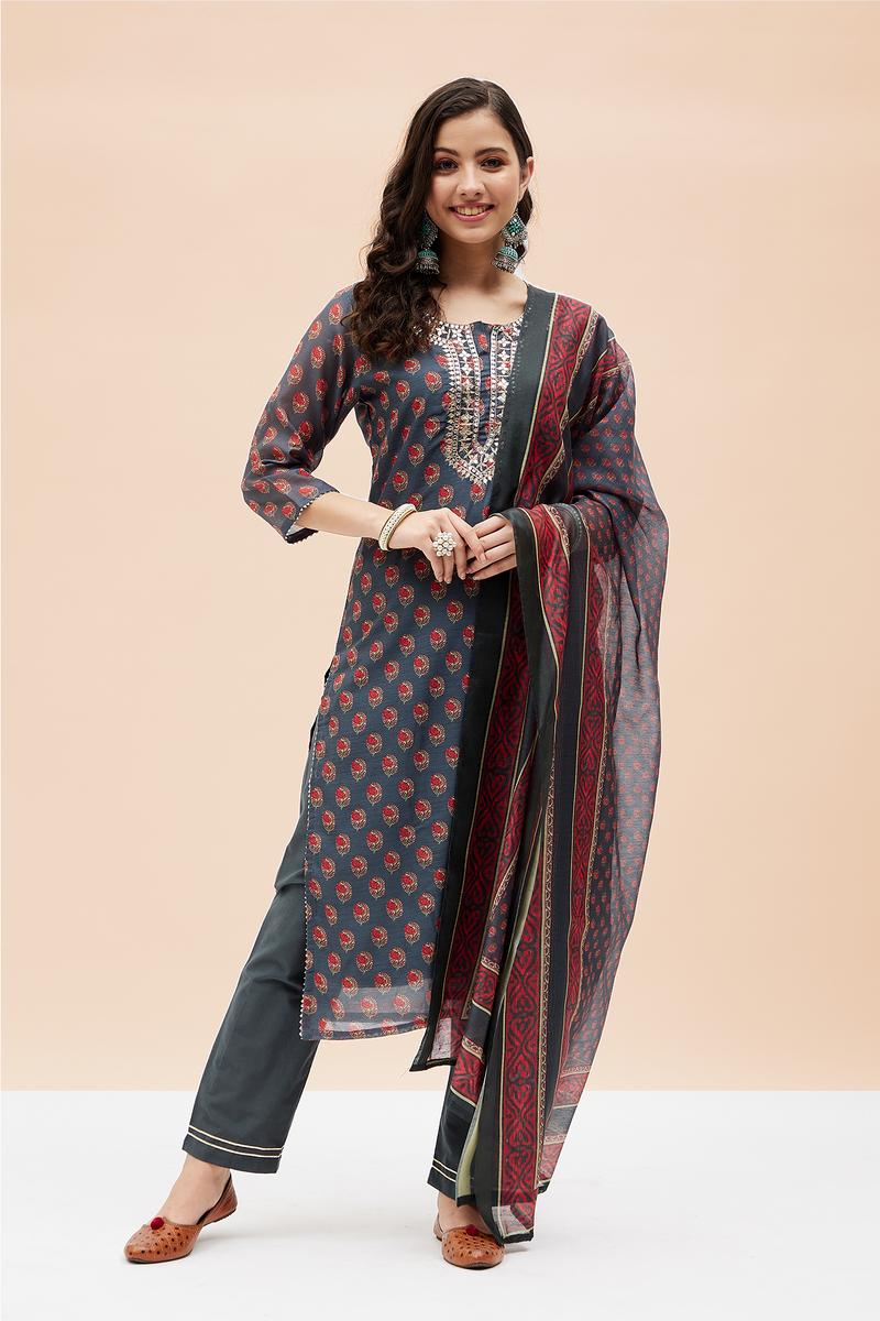 Hand Block Printed Grey  Chanderi kurta set (with Pants and Dupatta)