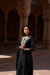 Black Chanderi Suit Set (With Pants and Dupatta)