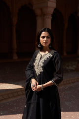 Black Chanderi Suit Set (With Pants and Dupatta)