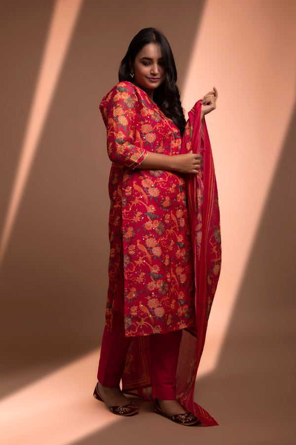 Red Straight fit Chanderi Kurta set (with Pant and Dupatta)